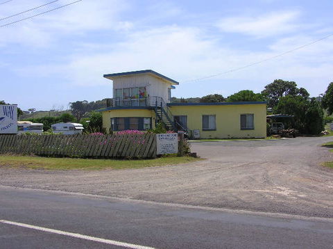 Dutton Way Caravan Park - Accommodation NSW 0