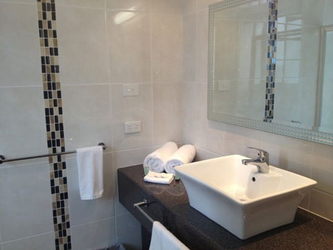 Econolodge Heritage Inn - Accommodation NSW 6