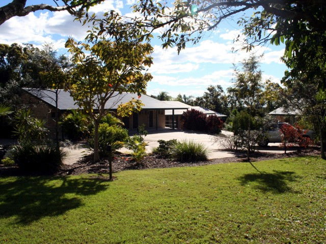 Urraween QLD Accommodation NSW