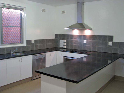 Flinders Motel - Accommodation NSW 1