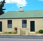 Gaol House Cottages - Accommodation NSW