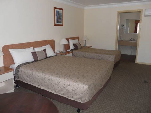 Garden City Motor Inn - Accommodation NSW 4