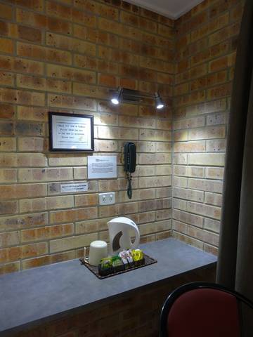 Gin Gin Central Motel - Accommodation NSW 4