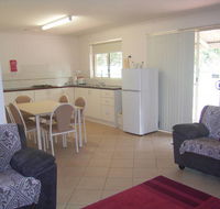 Golden Chain Margaret River Country Cottages - Accommodation NSW