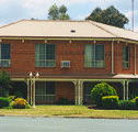 Hamiltons Townhouse Motel - Accommodation NSW
