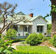 Healesville Garden Homestead - Accommodation NSW
