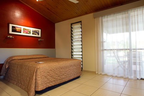 Kakadu Crocodile Hotel - Accommodation NSW 2