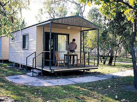 Kakadu Lodge & Caravan Park - Accommodation NSW 0
