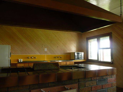 Lake Burrumbeet Caravan Park - Accommodation NSW 2