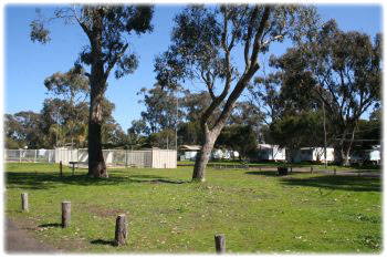 Lake Waranga Caravan Park & Holiday Camp - Accommodation NSW 2