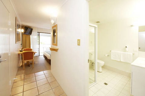 Lord Byron Resort - Accommodation NSW 3