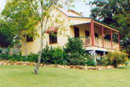 Mango Hill Cottages Bed & Breakfast - Accommodation NSW 0