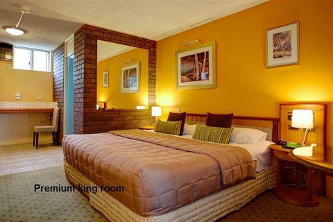 Matador Motor Inn - Accommodation NSW 5