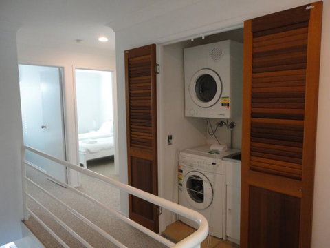 Noosa Entrance Waterfront Resort - Accommodation NSW 10