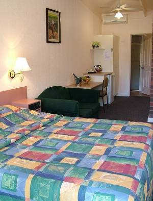Mid City Motel - Accommodation NSW 1