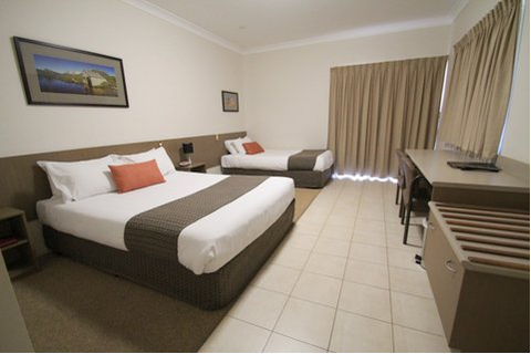 Midlander Motor Inn - Accommodation NSW 0