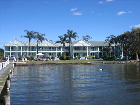 Moby Dick Waterfront Motel - Accommodation NSW 5