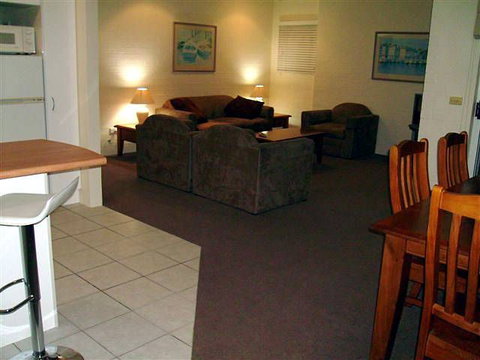 Mollymook Cove Apartments - Accommodation NSW 4