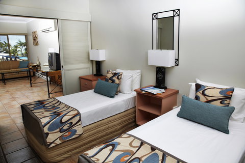 Moonlight Bay Suites - Accommodation NSW 2