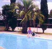 Motel Holliday - Accommodation NSW