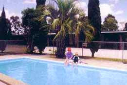 Motel Holliday - Accommodation NSW 0