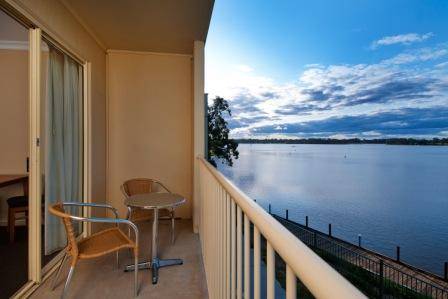 Nagambie Waterfront Motel - Accommodation NSW 6