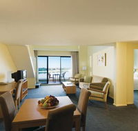 Oaks Waterfront Resort - Accommodation NSW