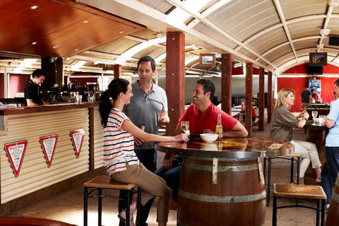 Outback Pioneer Hotel - Accommodation NSW 8