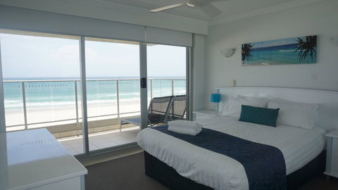 Pacific Surf Absolute Beachfront Apartments - Accommodation NSW 5