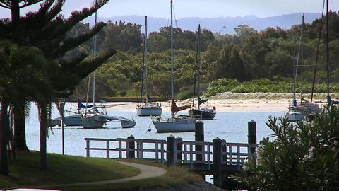 Palm Court Motor Inn - Accommodation NSW 3