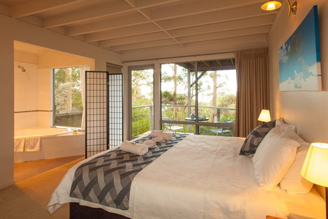 Pelicans At Denmark - Chalets - Accommodation NSW 2