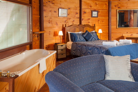 Pelicans At Denmark - Chalets - Accommodation NSW 6