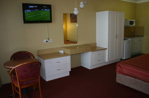 Port Aloha Motel - Accommodation NSW 4