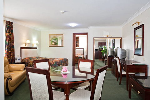 Quality Inn Ambassador Orange - Accommodation NSW 0