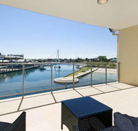 Quality Suites CREST Mandurah - Accommodation NSW