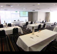 Quality Suites Pioneer Sands - Accommodation NSW