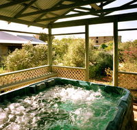 Rock of Ages Cottage BB - Accommodation NSW