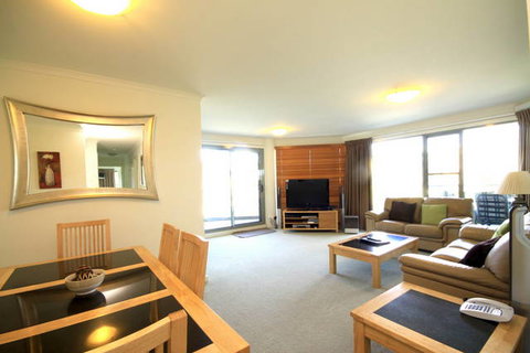 Sails Apartments - Accommodation NSW 7