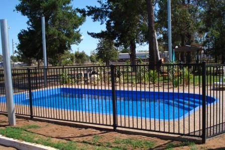 Silver Oaks Motel - Accommodation NSW 0