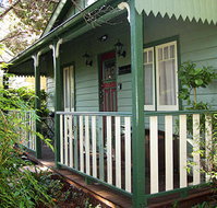 Strawberry Patch Cottage - Accommodation NSW