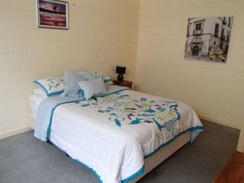 Silver Hill Townhouse - Accommodation NSW 26