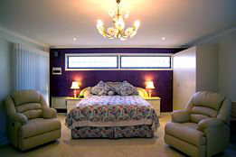 The Charles Robbins - Accommodation NSW 2