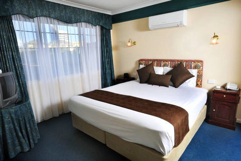 The Clifton Motel And Grittleton Lodge - Accommodation NSW 5