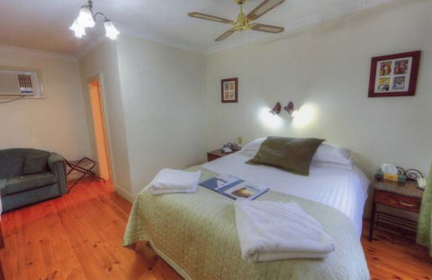 The Lodge Outback Motel - Accommodation NSW 3