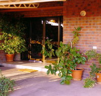 The Lookout Cave Underground Motel - Accommodation NSW
