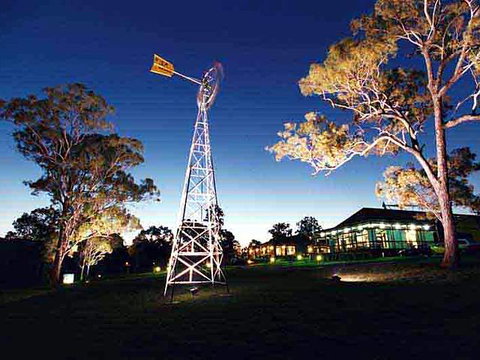 Estate Tuscany - Accommodation NSW 2