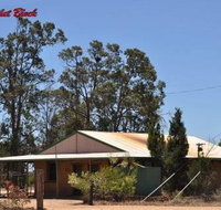 Western Flora Caravan Park - Accommodation NSW
