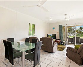 Absolute Beachfront Apartment - Accommodation NSW 6