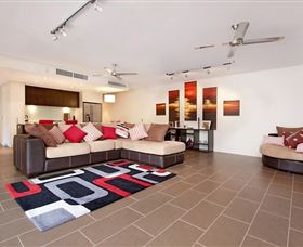 Absolute Waterfront Rainforest Apartment - Accommodation NSW 3