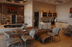 Breathtaker On High Spa Retreat - Accommodation NSW 1